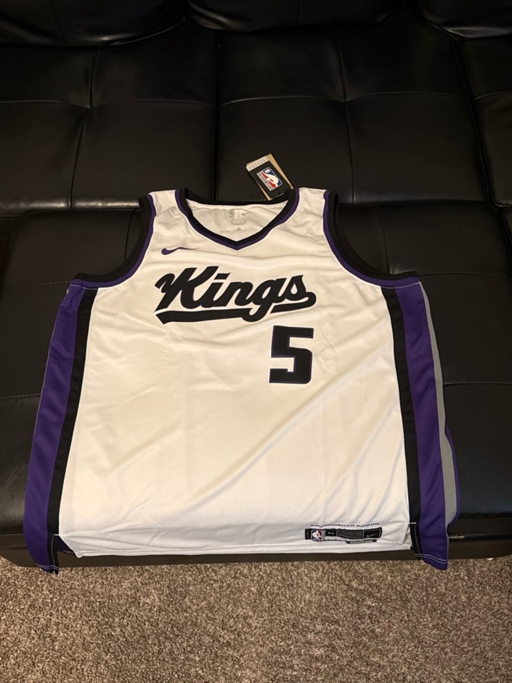 Sacramento Kings De’Aaron Fox #5 White Swingman Jersey - Nike